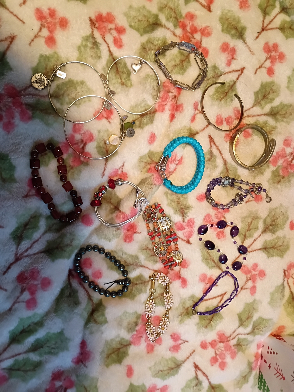 Mixed Women’s Bracelet Lot